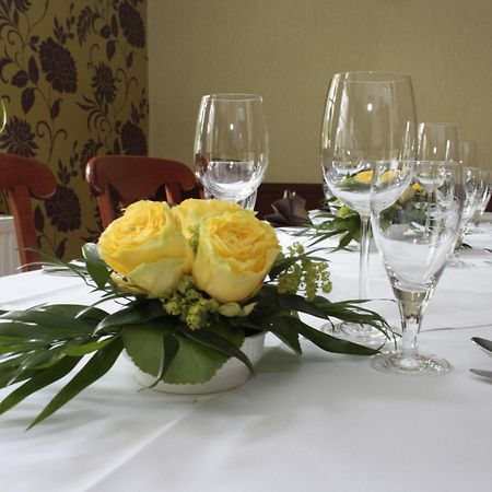 Hotel Buetzower Hof Ngoại thất bức ảnh