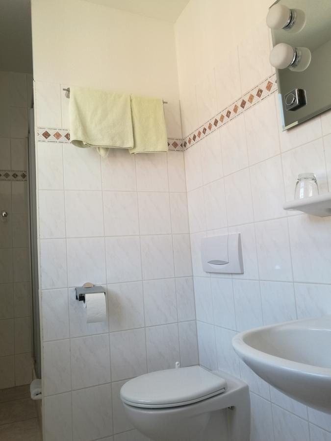 Hotel Buetzower Hof Ngoại thất bức ảnh